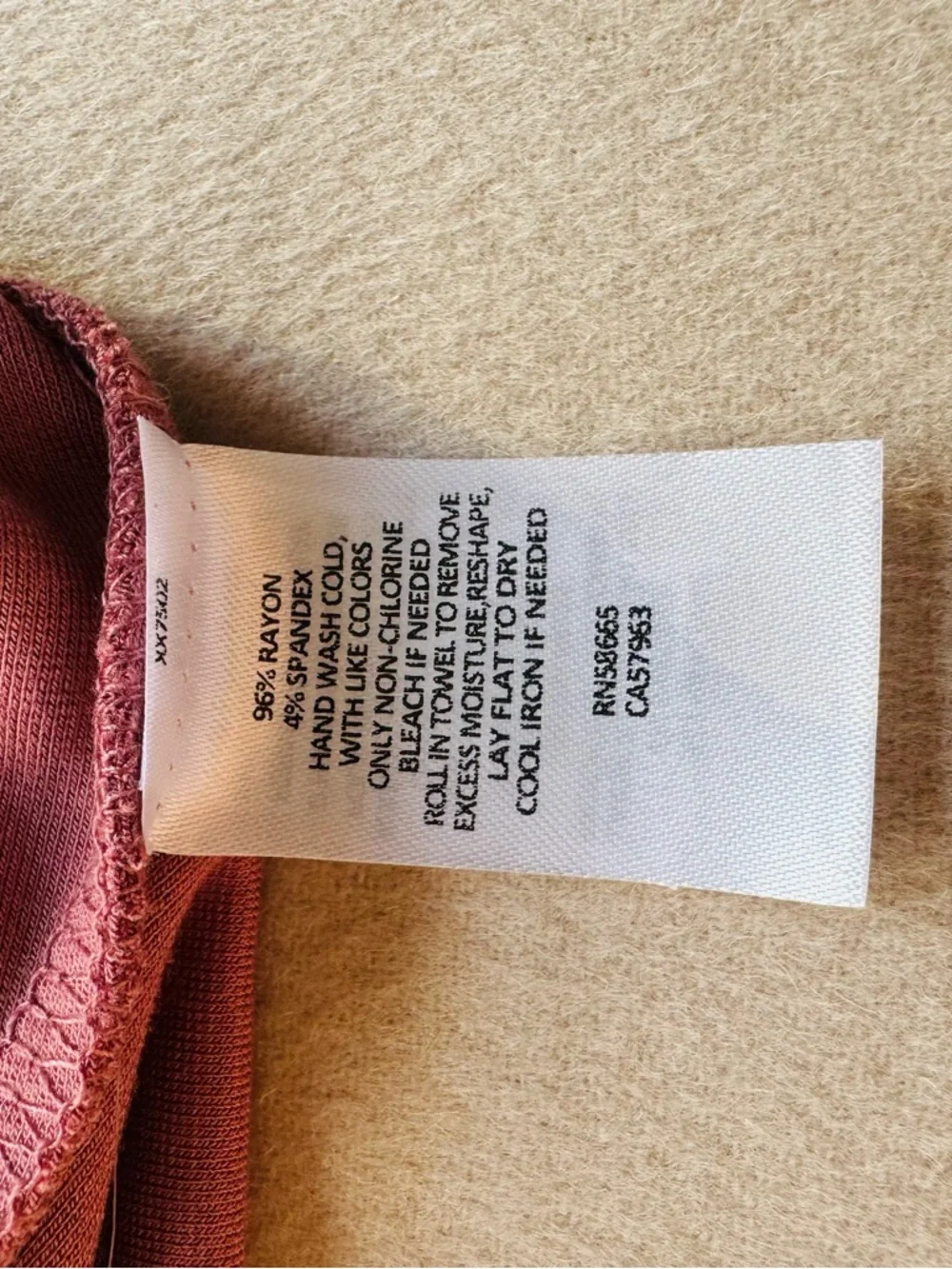 Halogen Sleeveless Keyhole Top - Mauve Pink - Picture 5 of 9